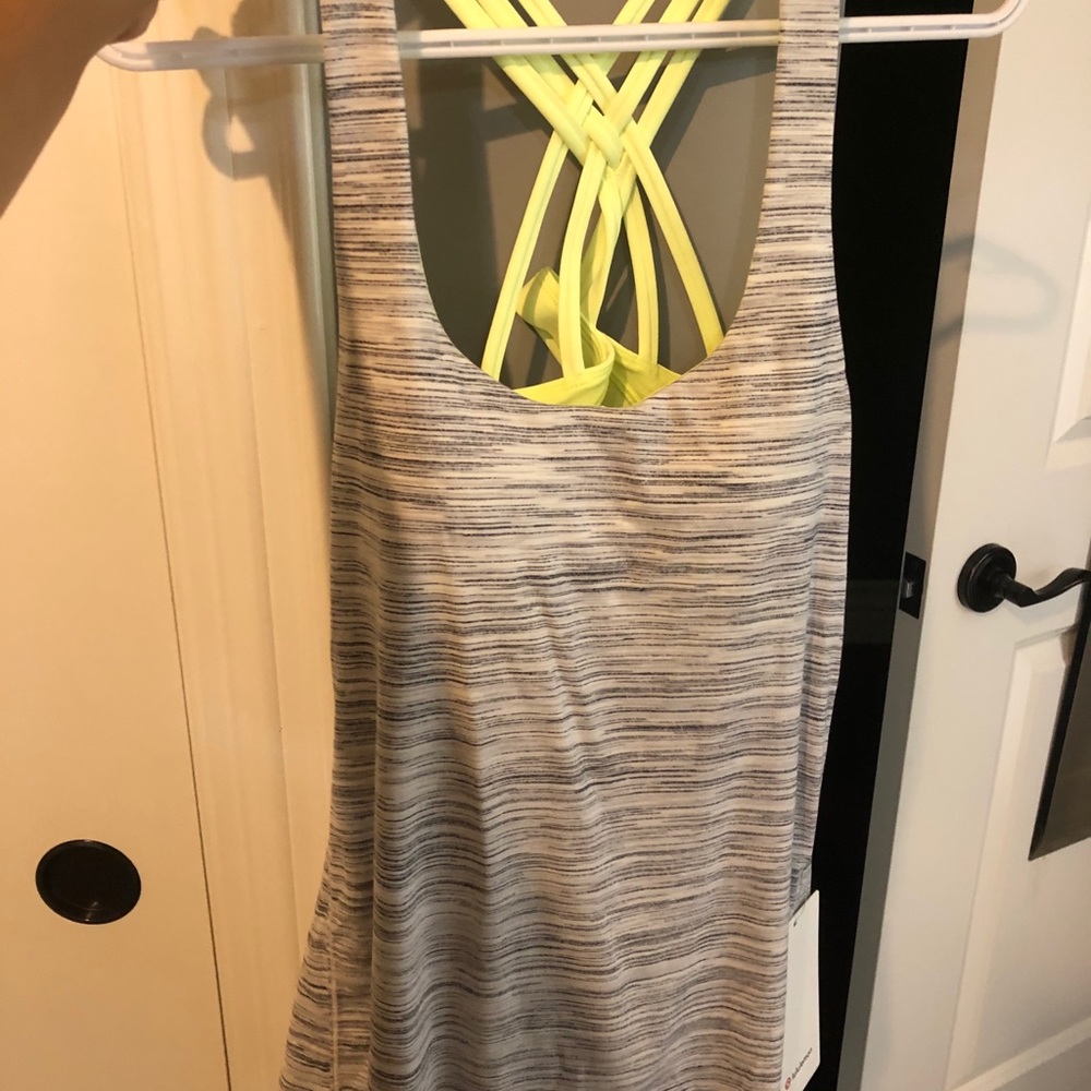 Lulu lemon tank